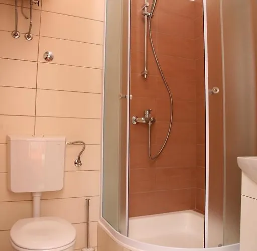 Basic Lägenhet Split